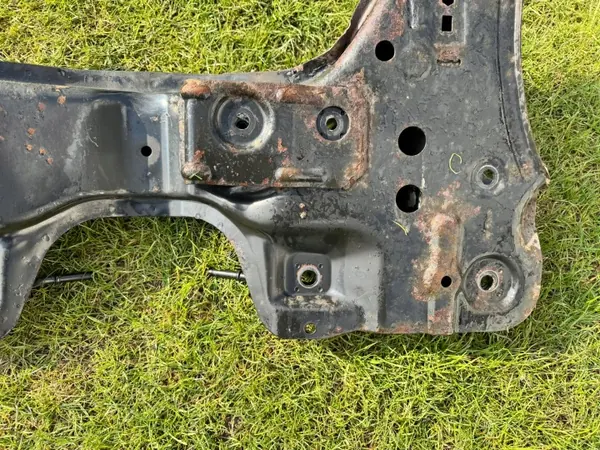 OEM framhjulsupphängningsträ för Alfa Romeo Mito 08- image 10