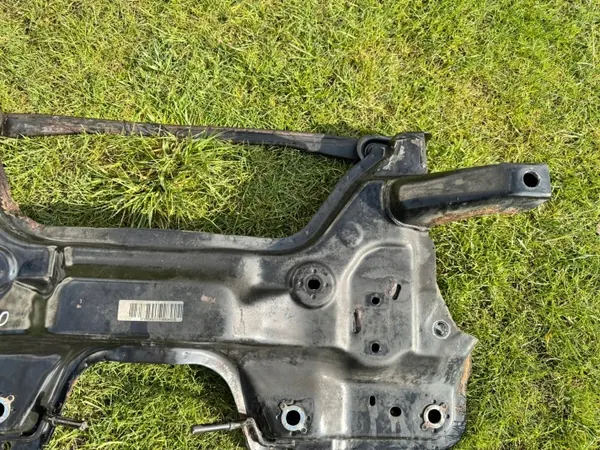 OEM framhjulsupphängningsträ för Alfa Romeo Mito 08- image 5
