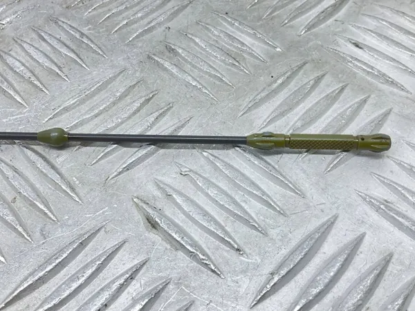 Oliepeilstok OEM 04L103634 met dop 2.0 TDI image 6
