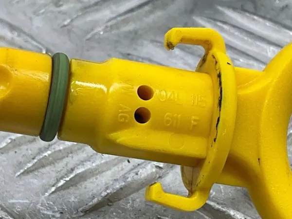 Oliepeilstok OEM 04L103634 met dop 2.0 TDI image 7