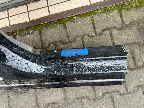 Tesla Model S Middenstijl Rechts OEM Onderdeel image 4