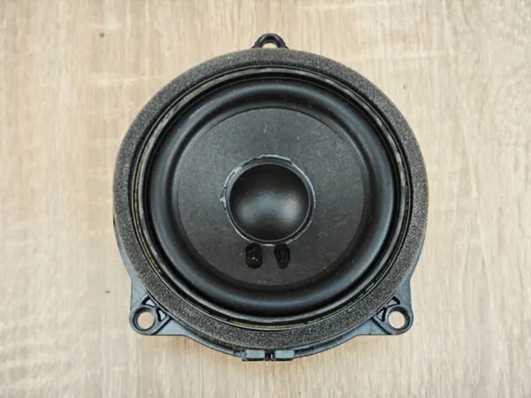 Mittenområde dörrhögtalare OEM 9354085 för BMW G30 G31 image 2