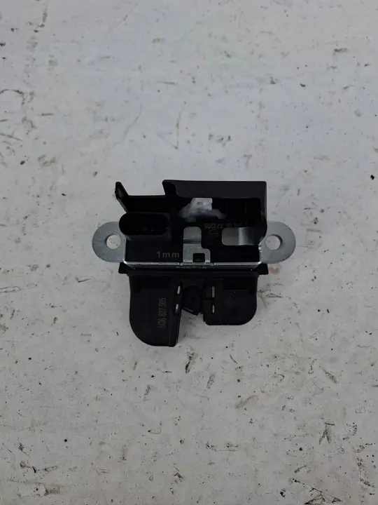 VW GOLF 7 VII 2015- VERROU DE HAYON ARRIÈRE 5G6827505 image 3