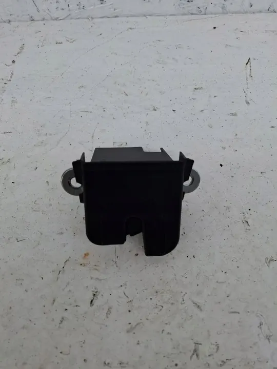 VW GOLF 7 VII 2015- VERROU DE HAYON ARRIÈRE 5G6827505 image 4