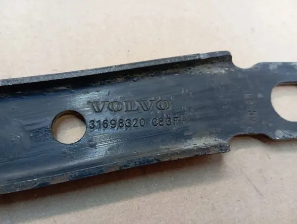 Pièce de châssis Volvo XC60 2019 OEM 31698320 image 3