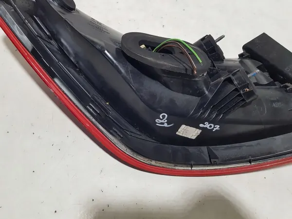 MERCEDES E COUPE CABRIO W207 C207 RECHTER ACHTER LED LAMP 2079060258 image 6