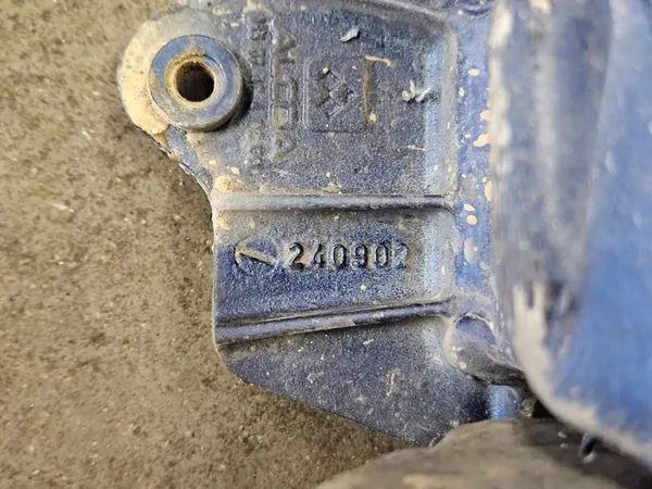 Mercedes-Benz A W168 2003 Traversina paraurti anteriore OEM image 7