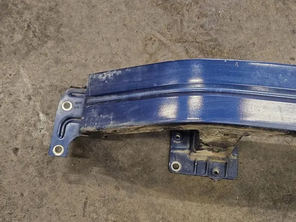 Mercedes-Benz A W168 2003 Traversina paraurti anteriore OEM image 8