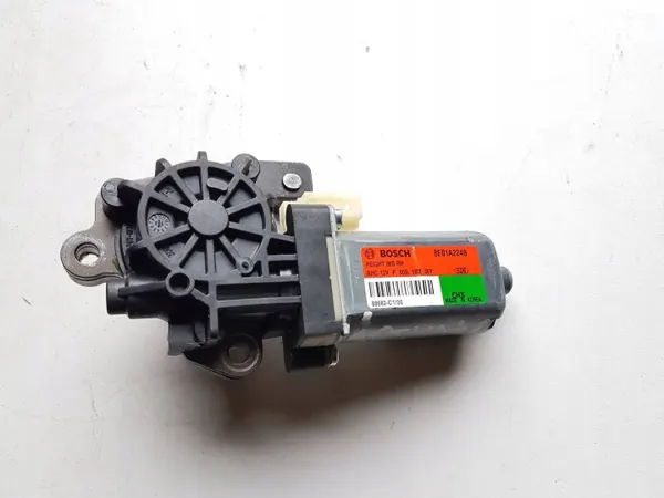 Kia Sitzmotor OEM 88682C1100 - Rechts vorne image 2