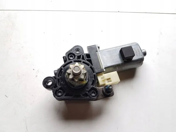 Kia Sitzmotor OEM 88682C1100 - Rechts vorne image 5