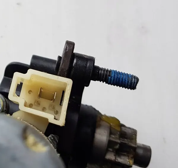 Kia Sitzmotor OEM 88682C1100 - Rechts vorne image 6