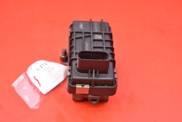 Actuador turbo 6NW009550 para Citroen C5 II 3.0 HDI image 4