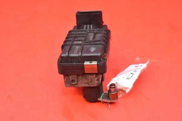 Actuador turbo 6NW009550 para Citroen C5 II 3.0 HDI image 5