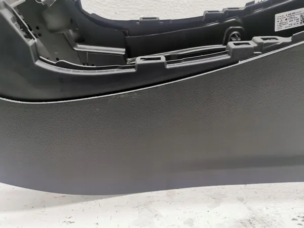 Mercedes middenconsole armsteun OEM A2466804301 image 4