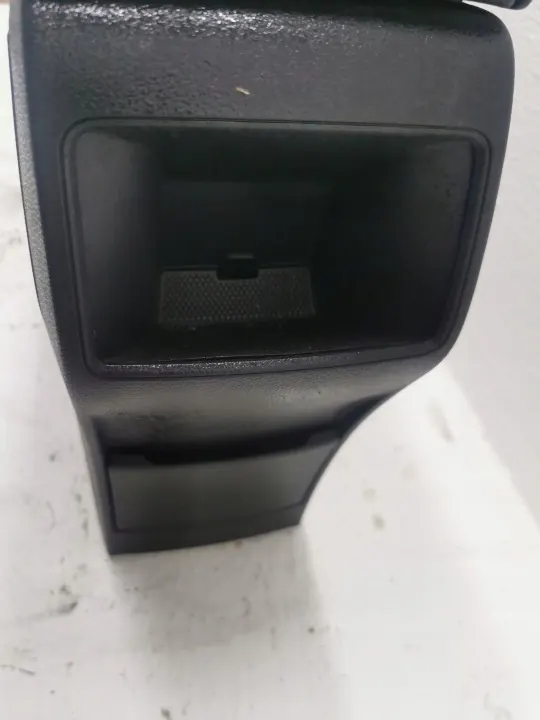 Mercedes middenconsole armsteun OEM A2466804301 image 7