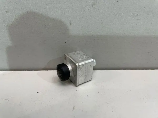 Caméra de recul et bouton poignée BMW OEM 5A47225 image 2