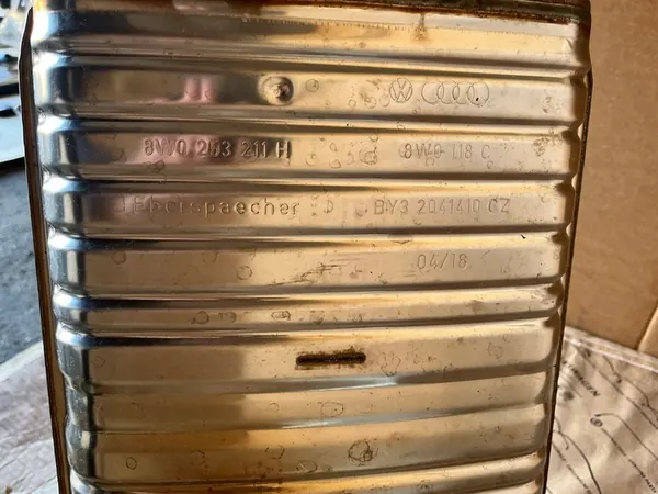 AUDI A4 B9 2.0TFSI Tubo de Escape 8W0118C 8W0253211H image 3