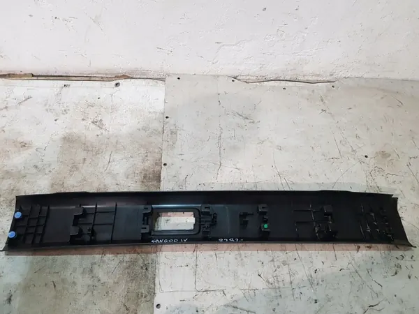 Renault Kangoo IV Plafonnier Garniture OEM 739206380R image 9