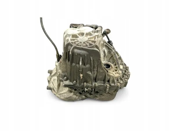 6-Speed Manual Transmission Kia Carens 2 FG 2008 OEM 43000-24450 image 6