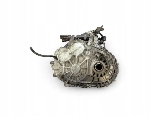 6-Speed Manual Transmission Kia Carens 2 FG 2008 OEM 43000-24450 image 7