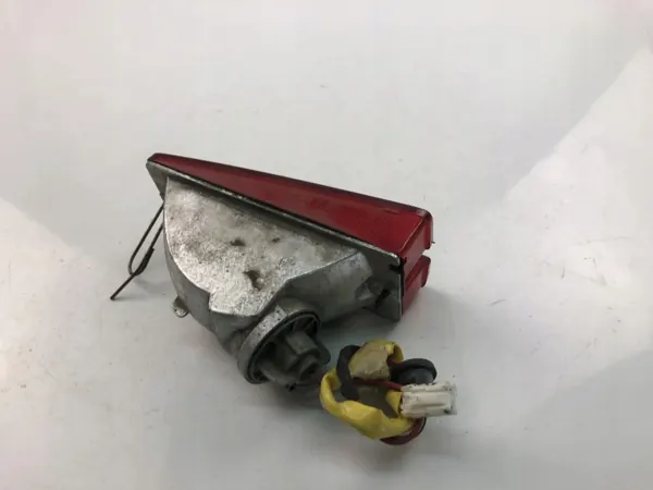 Feu arrière gauche halogène OEM 123456 Toyota Celica image 4