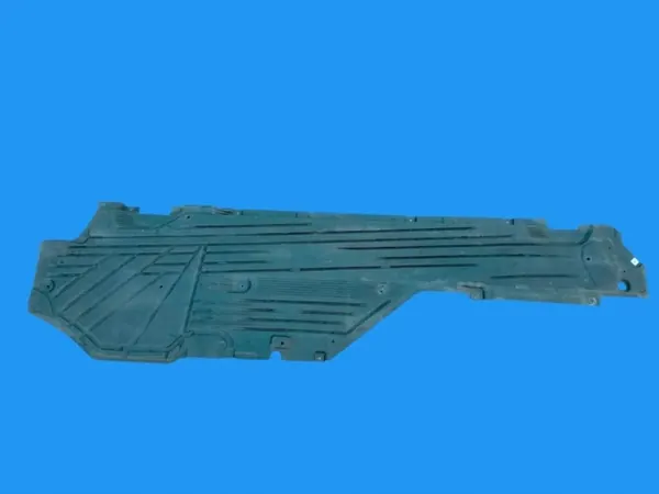Mercedes W206 Escudo Inferior Derecho OEM A2066807205 image 2