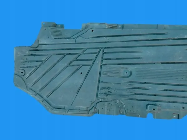 Mercedes W206 Escudo Inferior Derecho OEM A2066807205 image 3