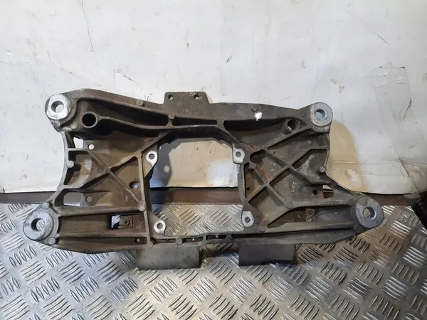 Support de Boîte AUDI A6 C7 3.0 TDI 4G0399263R image 2