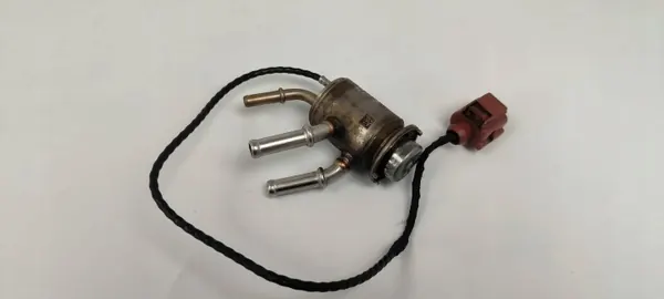 Injecteur AdBlue OEM 0444025149 pour Skoda Octavia IV image 4