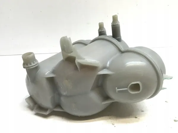 Expansietank Mercedes C-Klasse W206 A2065000000 image 6