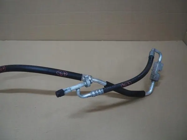 Air Conditioning Hose Ford Fiesta MK7 1.4 TDCI image 3