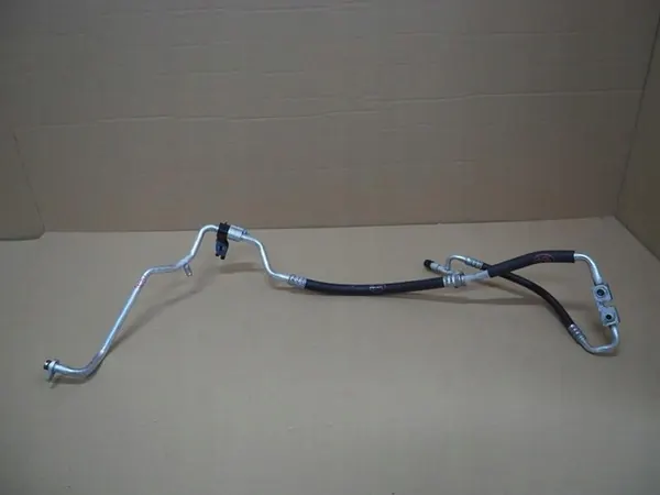 Air Conditioning Hose Ford Fiesta MK7 1.4 TDCI image 4