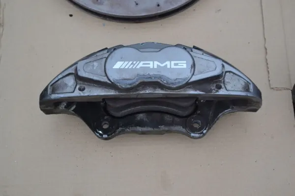 Kit de freins avant 350MM Mercedes A W176 A45 AMG image 3