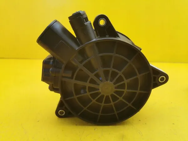 Bränslefilterhus Mercedes OM654 image 2