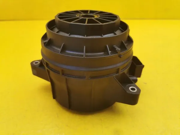 Bränslefilterhus Mercedes OM654 image 4