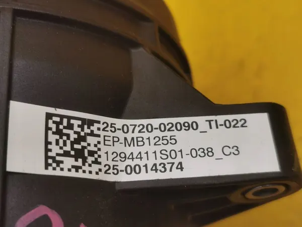 Bränslefilterhus Mercedes OM654 image 5