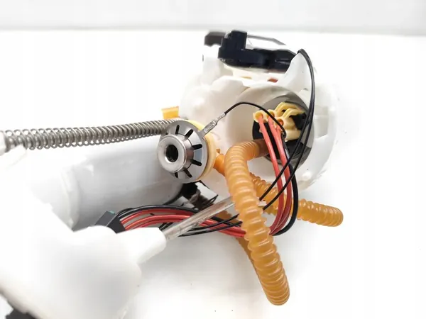 Brandstofpomp BMW F20 F21 F30 F31 B48 B58 7344066 image 5