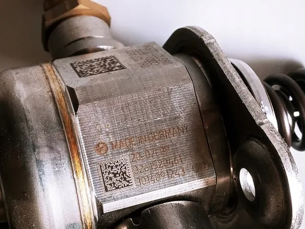 Polttoainepumppu Audi 2.0 TFSI 0261520461 image 5