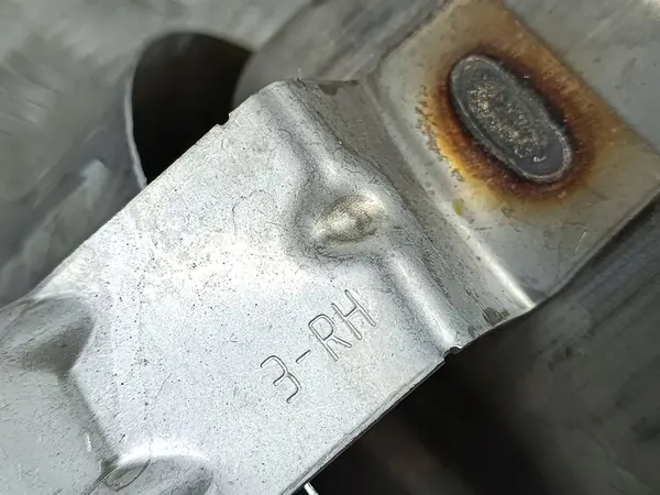 2021 Alfa Romeo Stelvio Ponte de Escape FOB46912 image 6