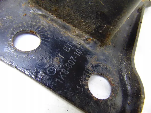 Etuvahvistusalko VW Scirocco III 2.0 TDI image 4