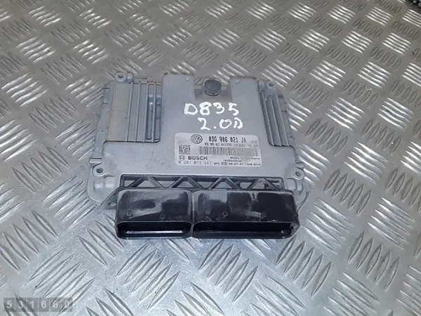 2009 VW Caddy Maxi ECU 2.0 Diesel 03G906021JA image 2