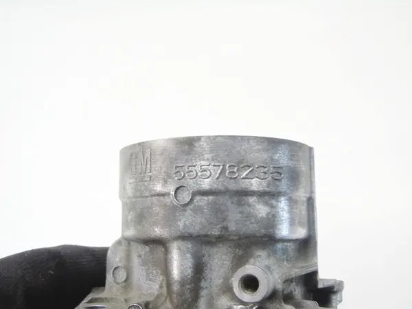 Oljefilterhus OEM 55578235 för Opel 2.0 CDTI image 3
