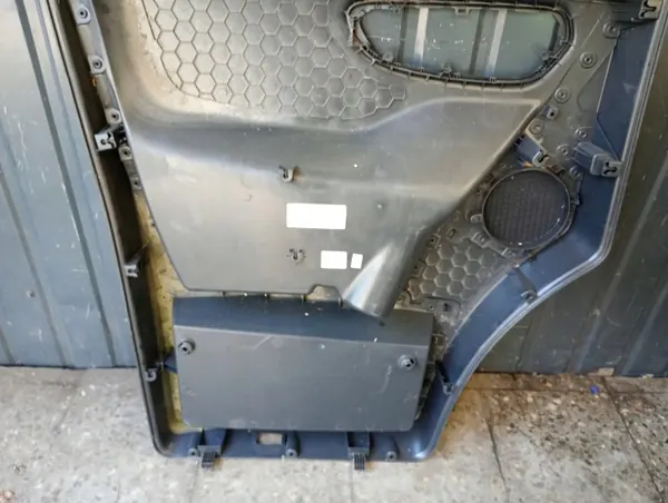 OEM A9077201700 Etu Oikea Ovenahka Mercedes Sprinter image 7
