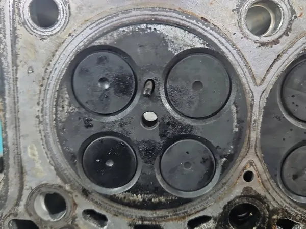 Culata BMW OEM 7811936 para X6 E71 3.0D N57 image 10