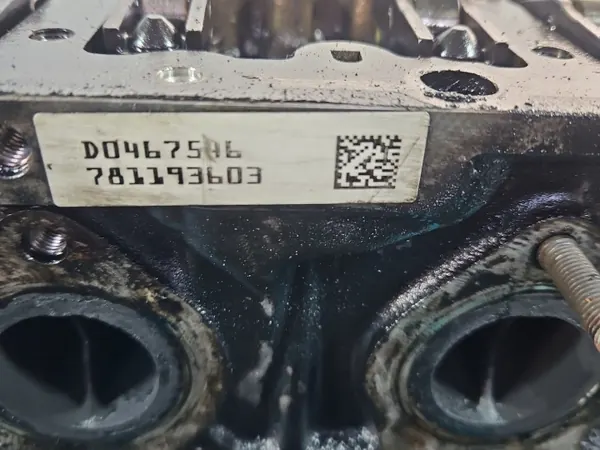 Culata BMW OEM 7811936 para X6 E71 3.0D N57 image 5