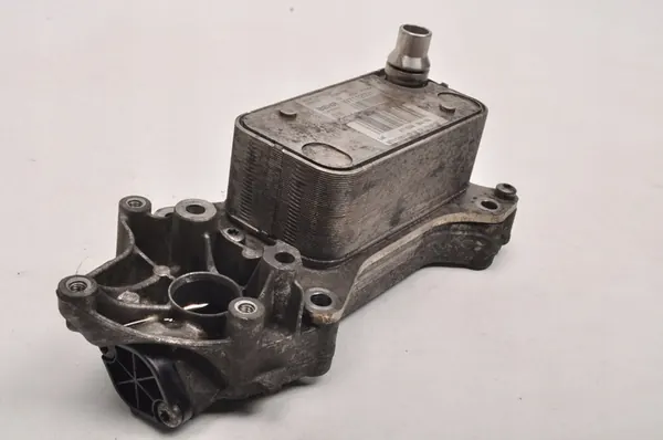 MERCEDES W246 1.8 CDI Oliekoeler A6511800510 image 3