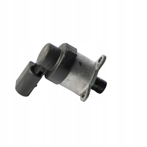 Mercedes Polttoainemääräventtiili OEM A6420740384 image 5