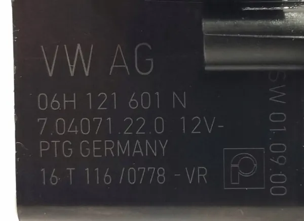 Audi vesipumppu OEM 06H121601N - Käytetty kunto image 8
