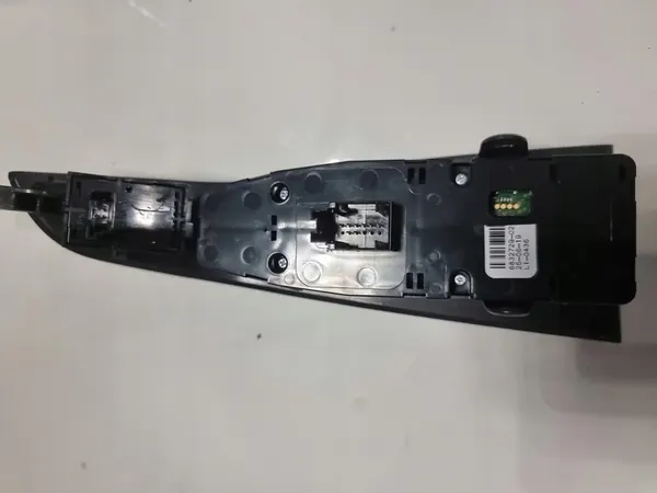 BMW X5 G05 Linker Voorraam Schakelpaneel 6832729 image 4