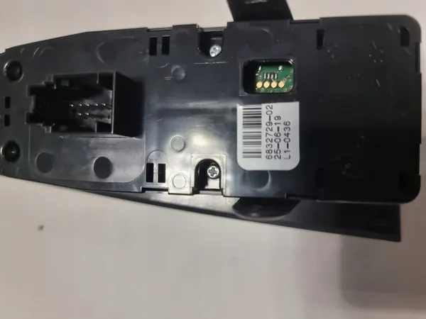 BMW X5 G05 Linker Voorraam Schakelpaneel 6832729 image 5